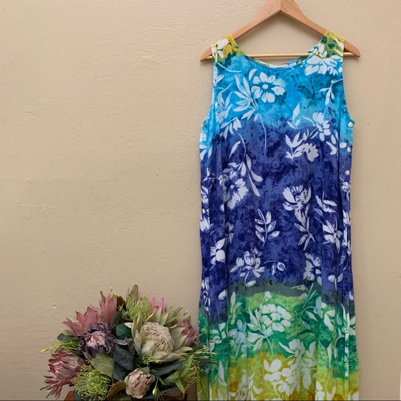 Meant To Be | MTB | Multi-Colored Dress with White Floral Designs - Picture 2 of 16